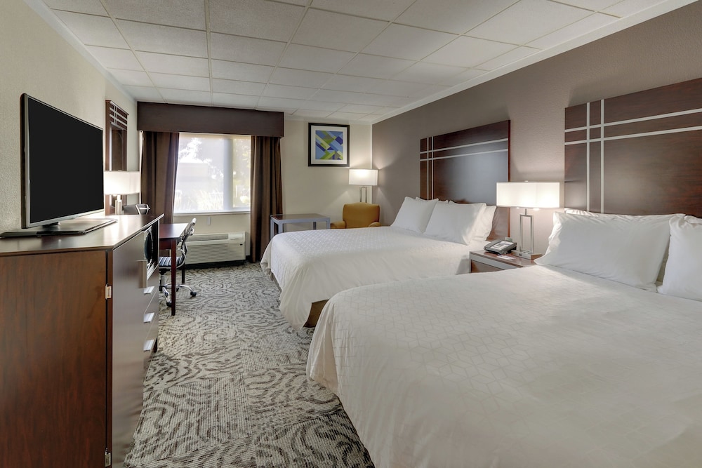 Standard, 2 Queen Beds, Accessible