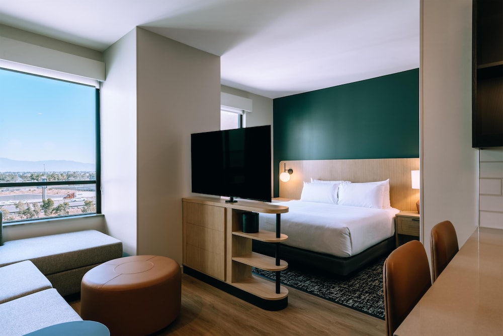 Hyatt House Ontario Airport 15/50