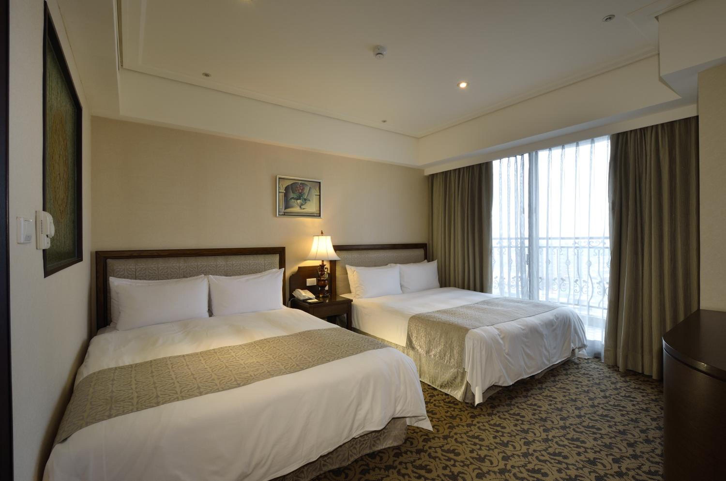 Deluxe, Family, 2 Double Beds