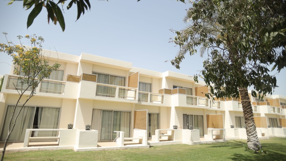 Pyramids Park Resort Cairo 6/65