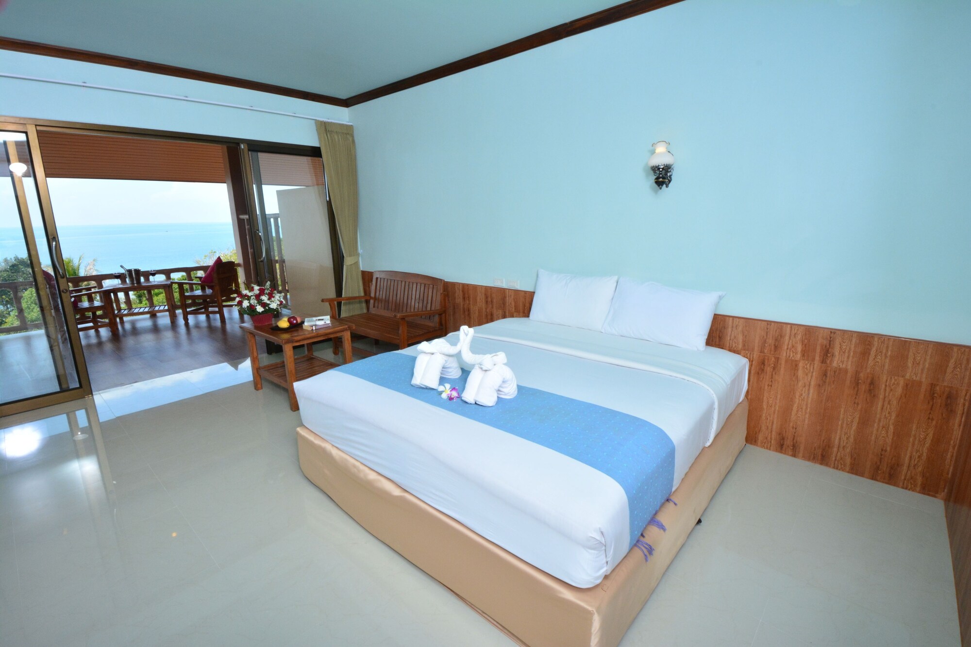 SUPERIOR, DOUBLE BED, SEA VIEW