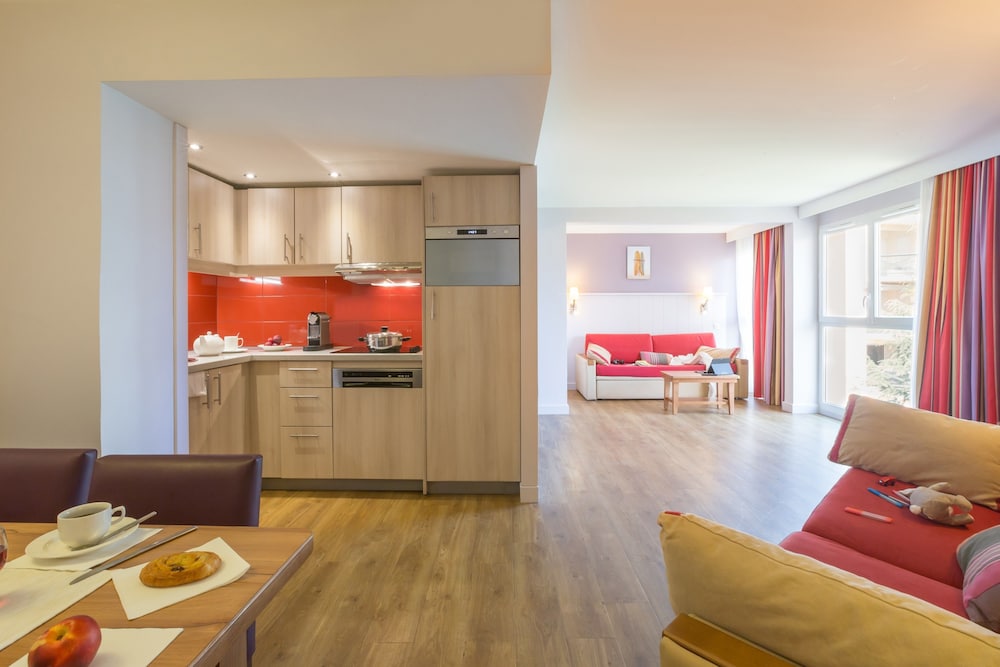 Pierre And Vacances Premium Residence Haguna Formerly Pierre And Vancances Residence Haguna 39/68