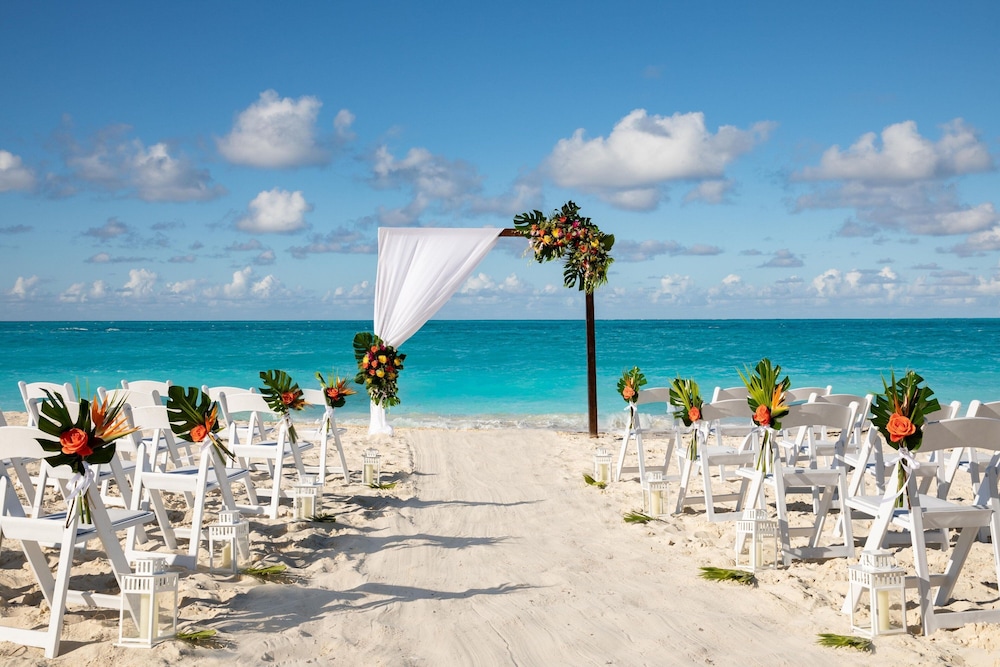 The Ritz-Carlton, Turks & Caicos 44/50