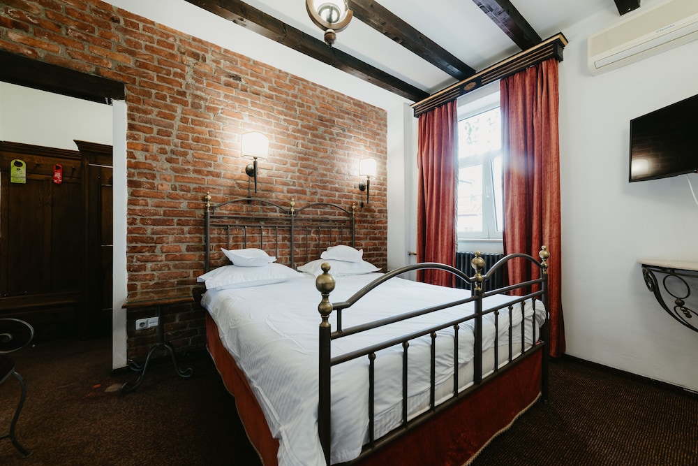 Topaz Boutique Hotel 14/37