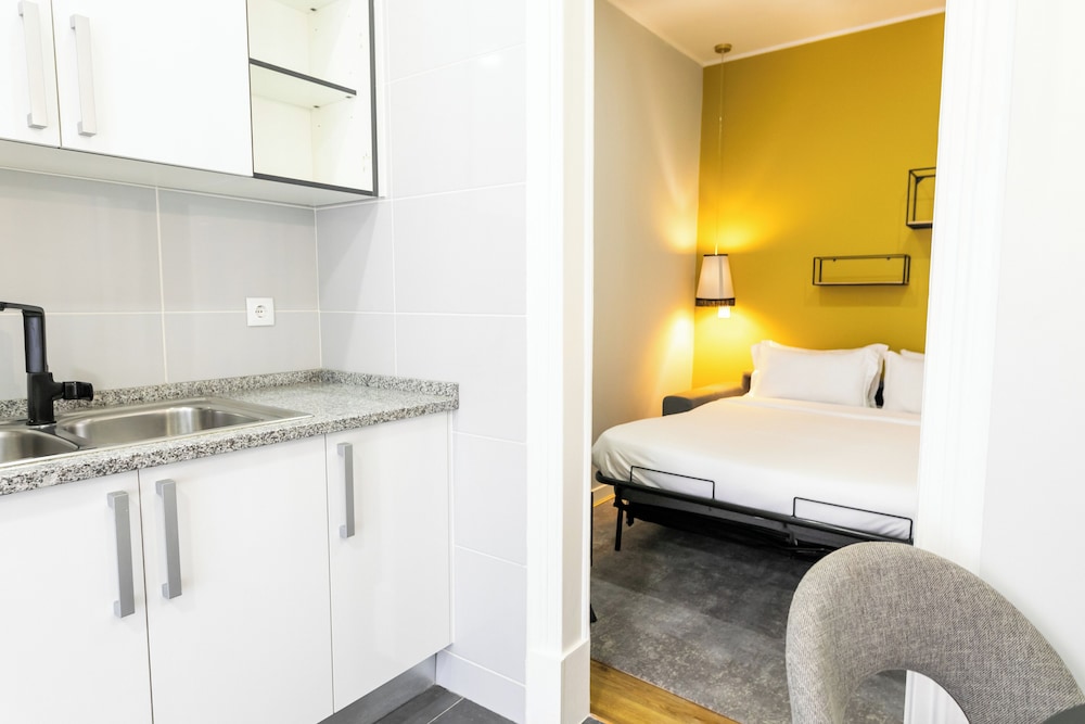 Lisboa 85 Suites and Apartments by Ridan Hotels 50/55