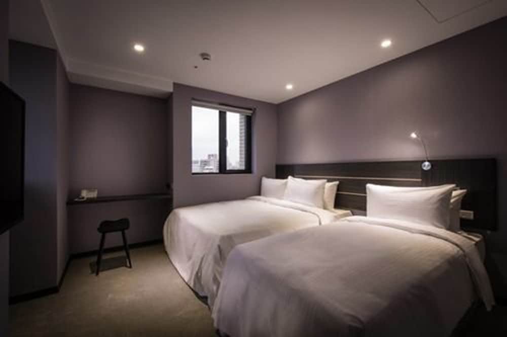 Yi Su Hotel Taipei 20/60