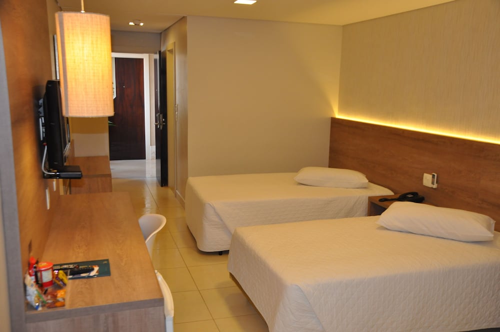 Indaia Park Hotel 11/77