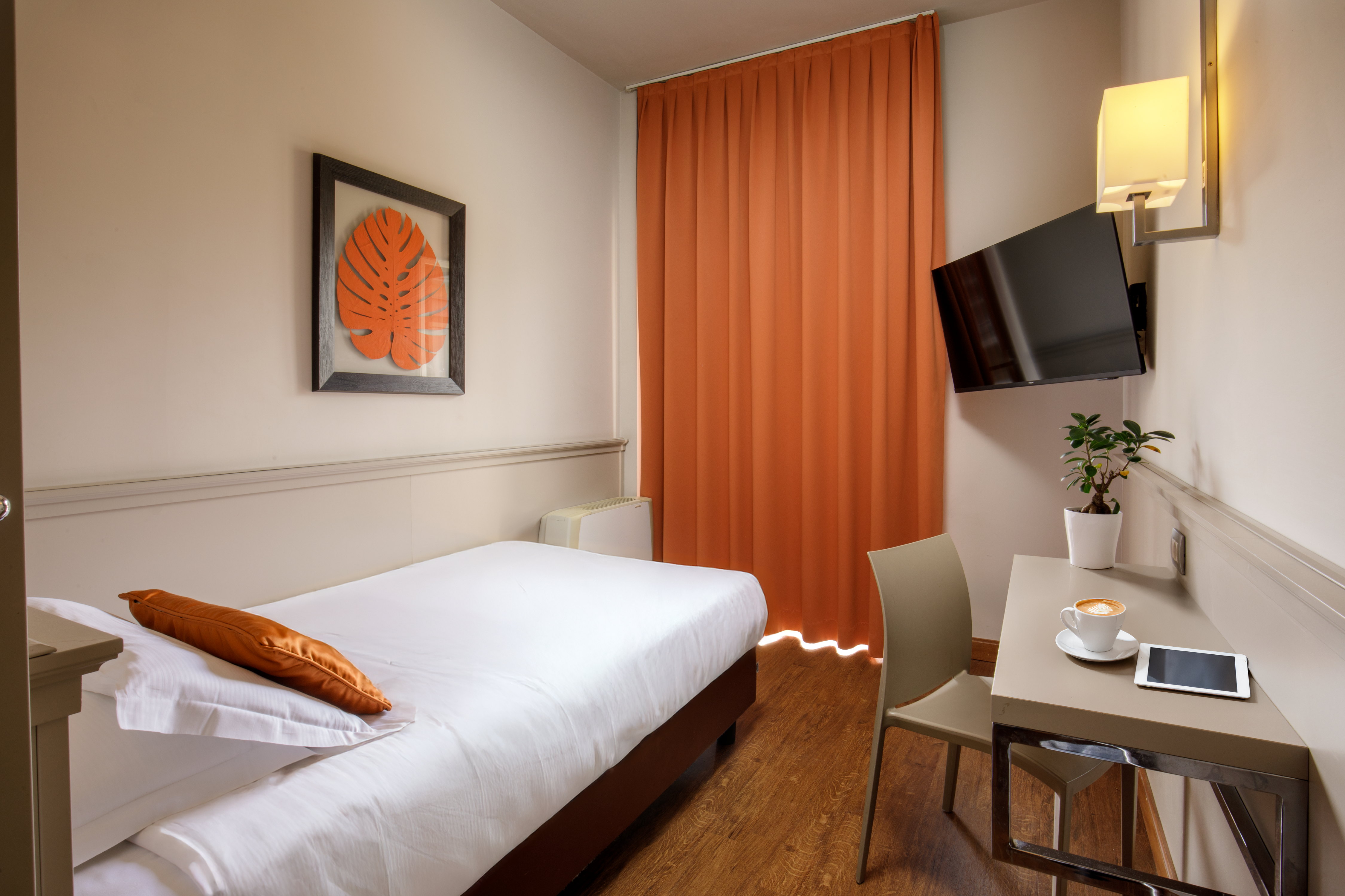 Easy Single Room