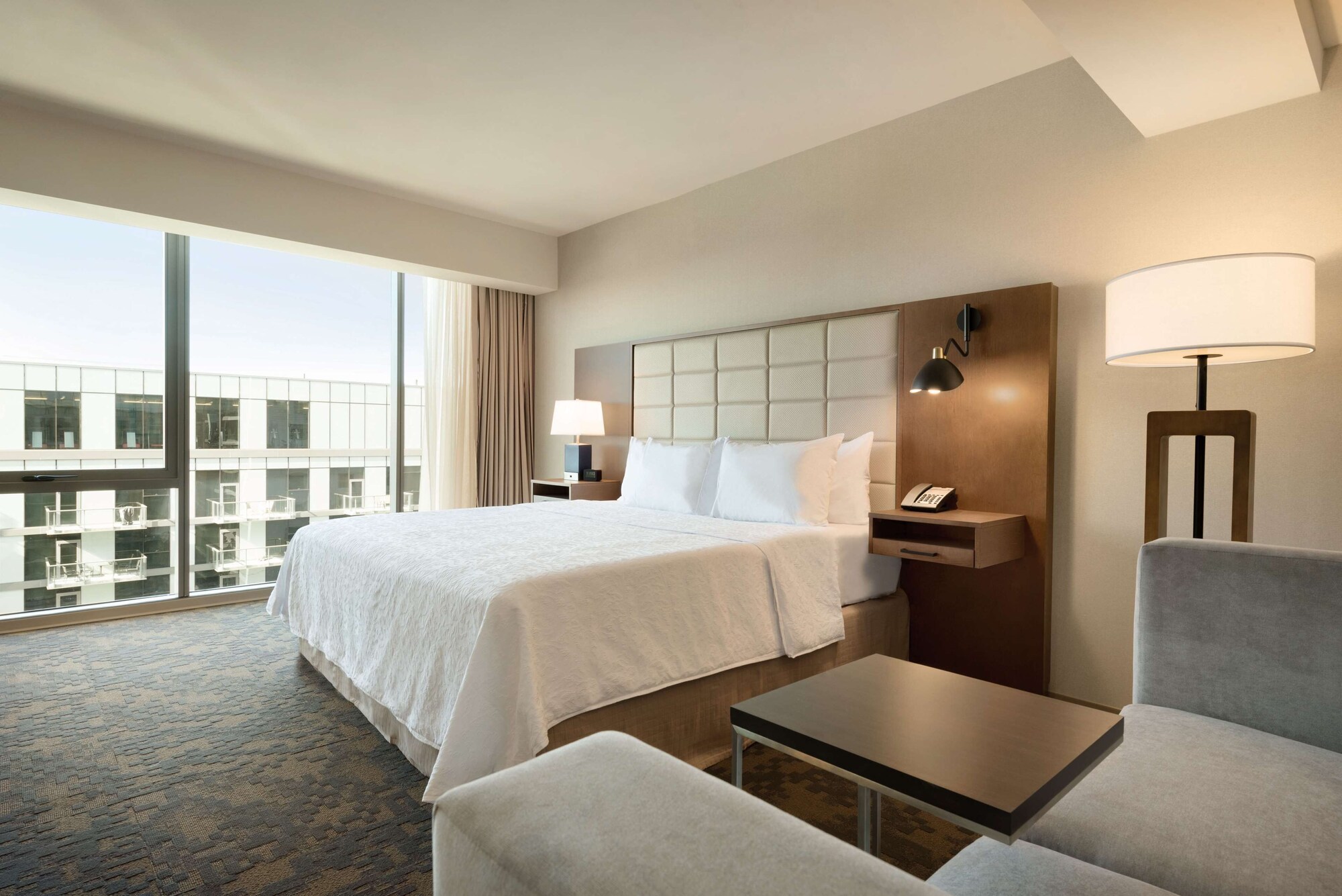 ROOM, KING BED, ACCESSIBLE