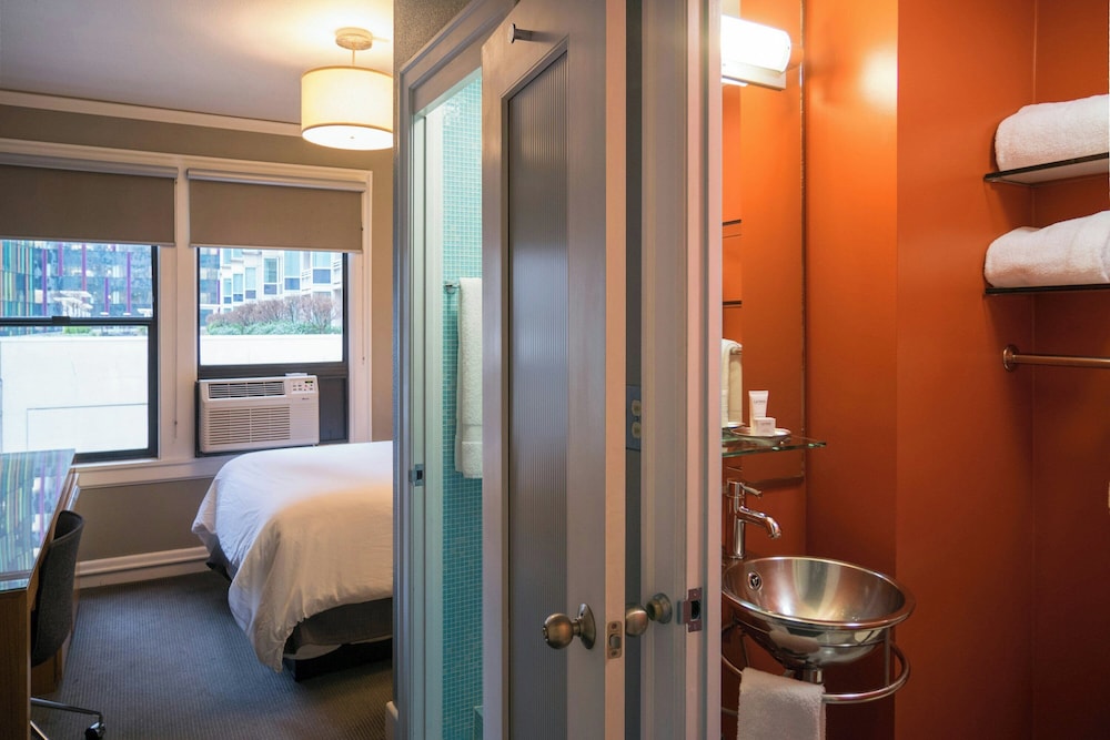 Mini, Double Bed، Hotel Max 5/7