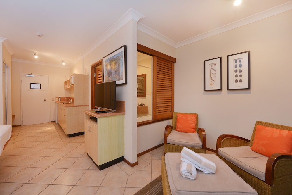 Seascape Holidays- Hibiscus Apartment 19/32