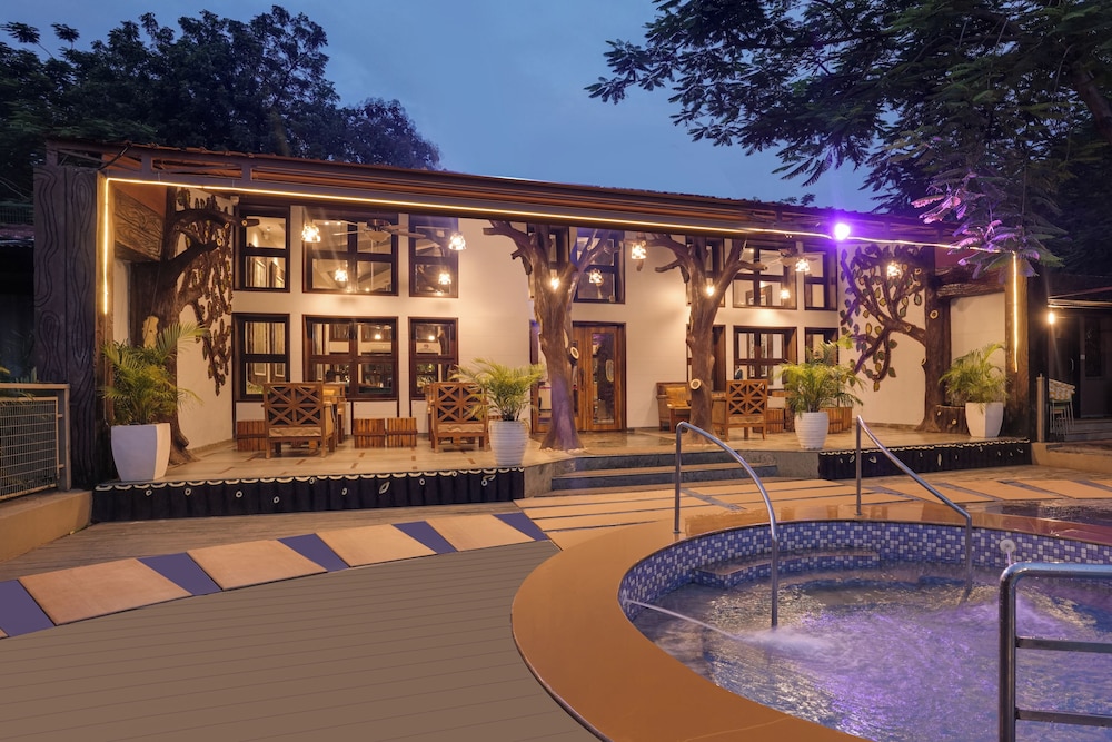 Club Mahindra Netrang in Netrang