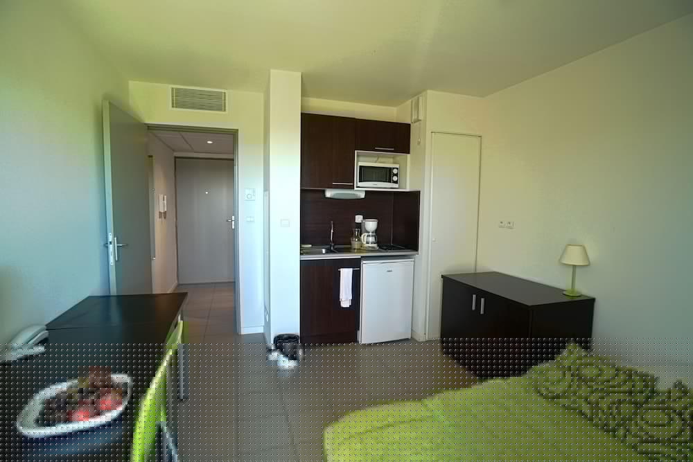 KOSY Aparthotel Campus del Sol Esplanade 22/67