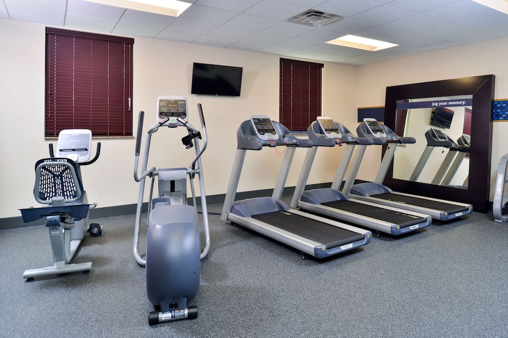 Hampton Inn & Suites California University-Pittsburgh 24/45