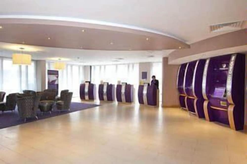 Premier Inn Heathrow Airport Terminal 5 32/58
