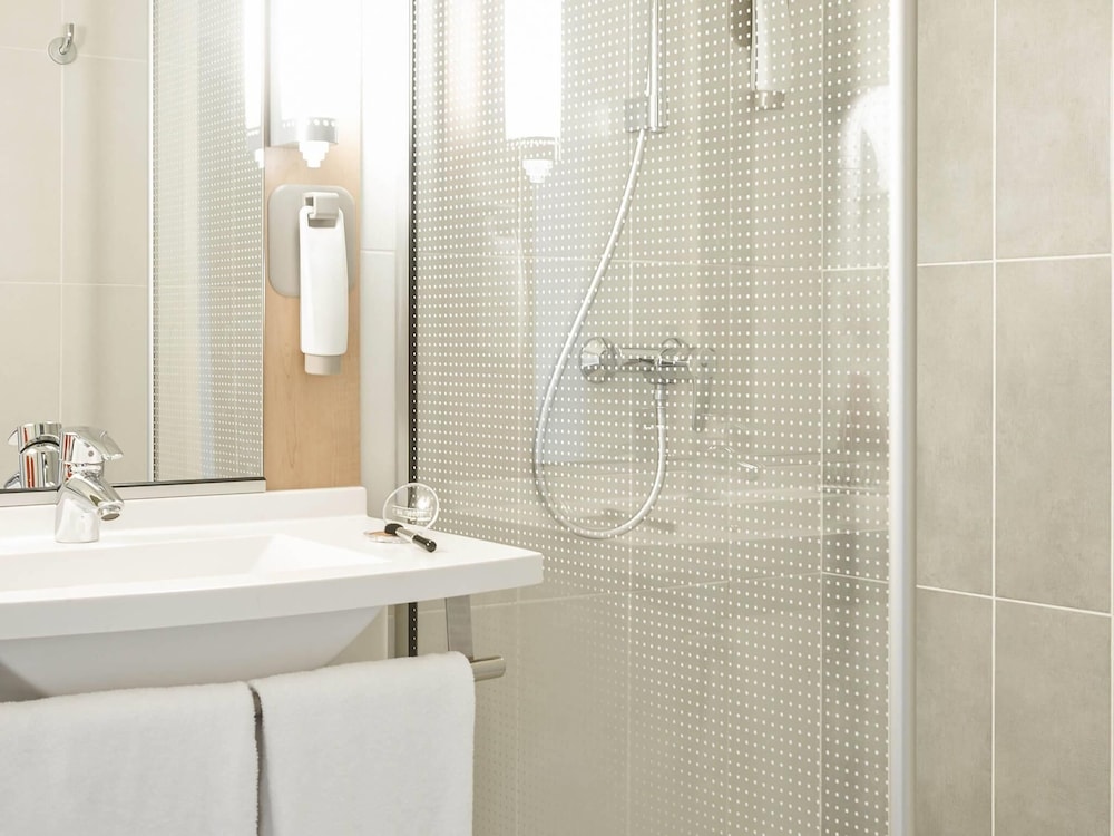 ibis Cavaillon Luberon 72/72
