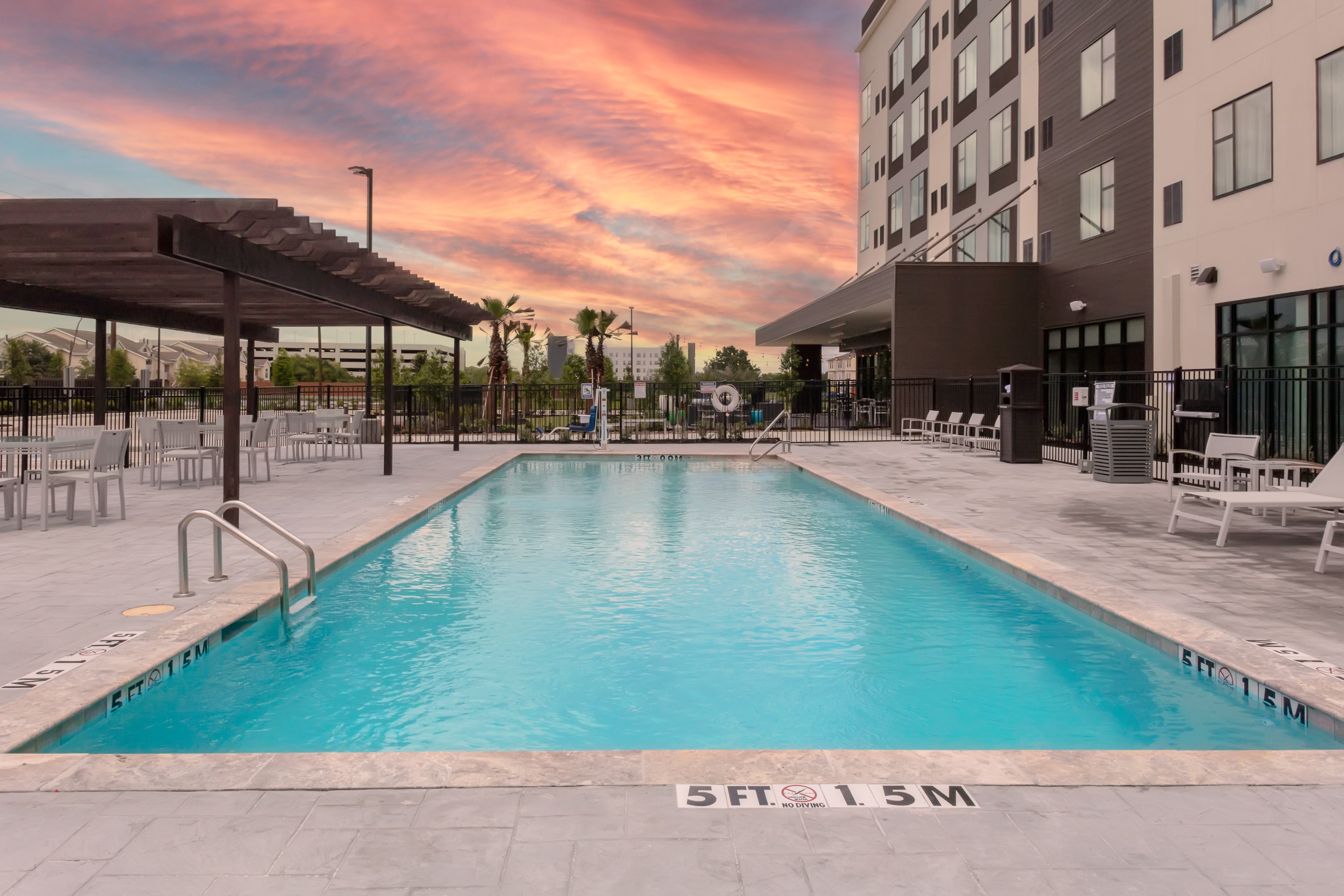 Even Hotels Shenandoah the Woodlands 76/82