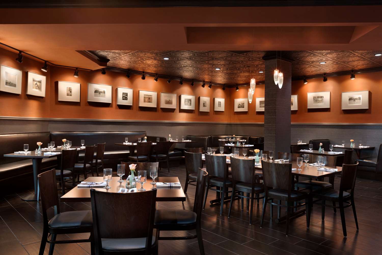 restaurant cafeteria