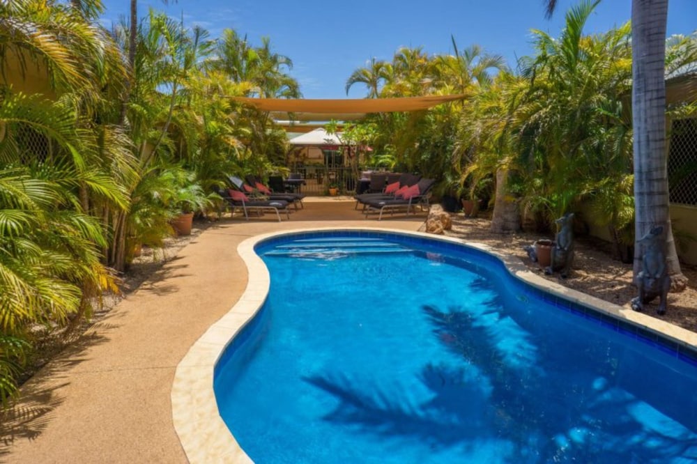 NINGALOO LODGE EXMOUTH. 42/50