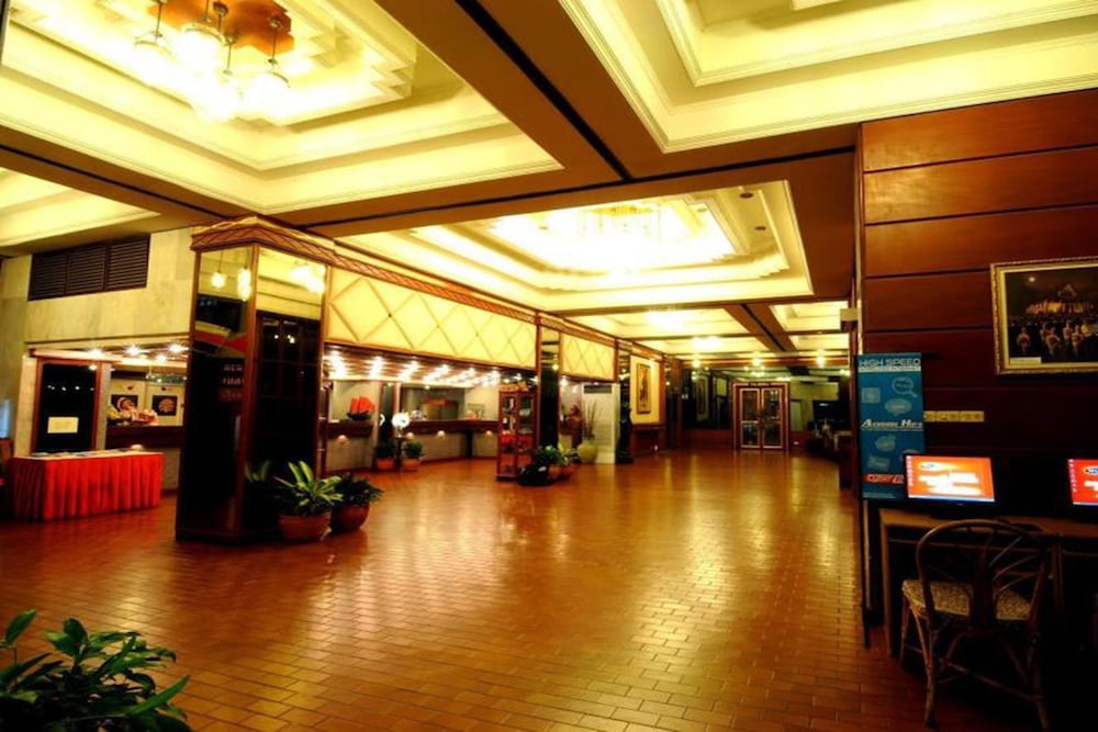 Nanchao Hotel 43/52