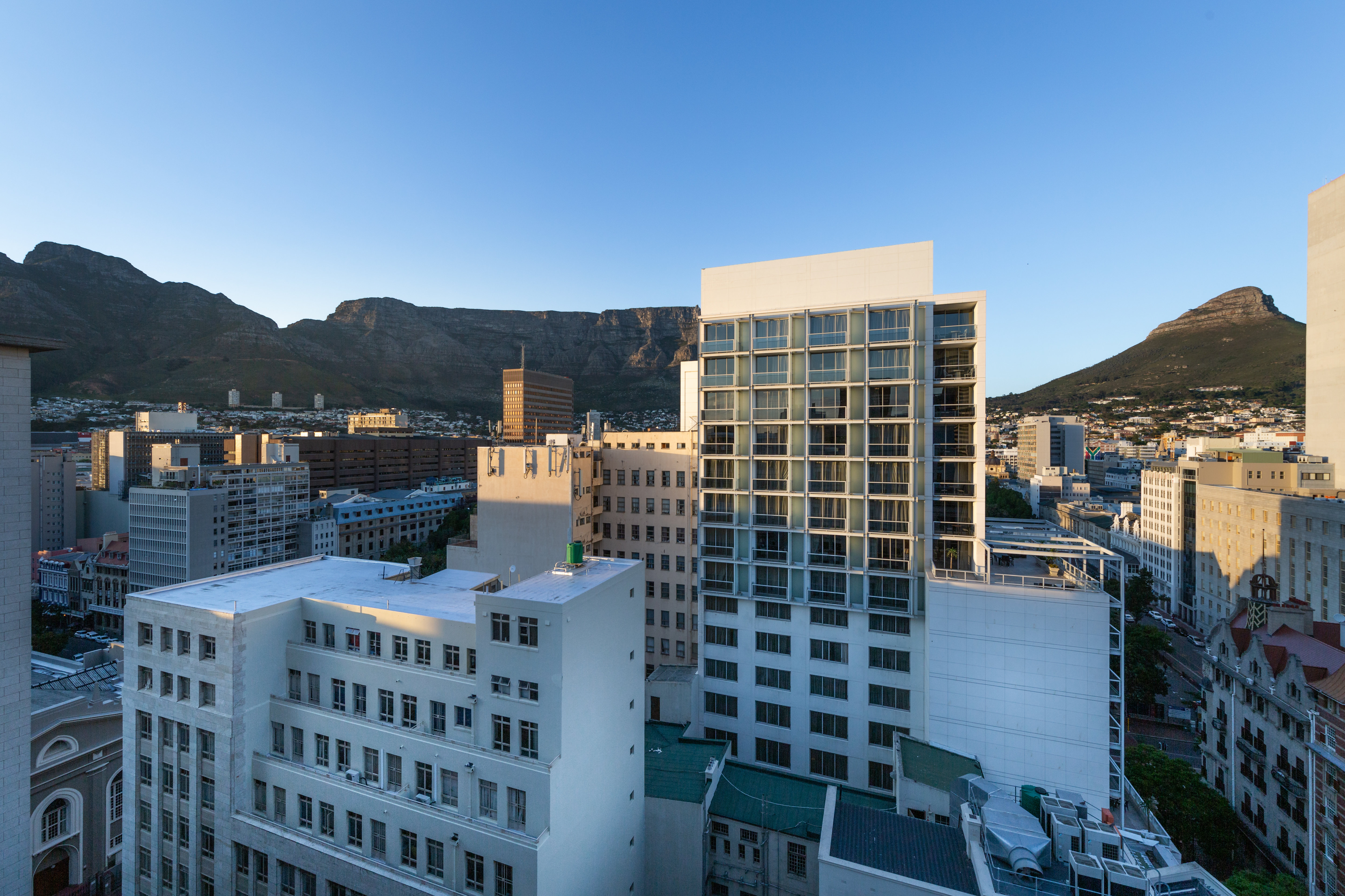 HOLIDAY INN EXPRESS CAPE TOWN CITY CENTRE 1/50