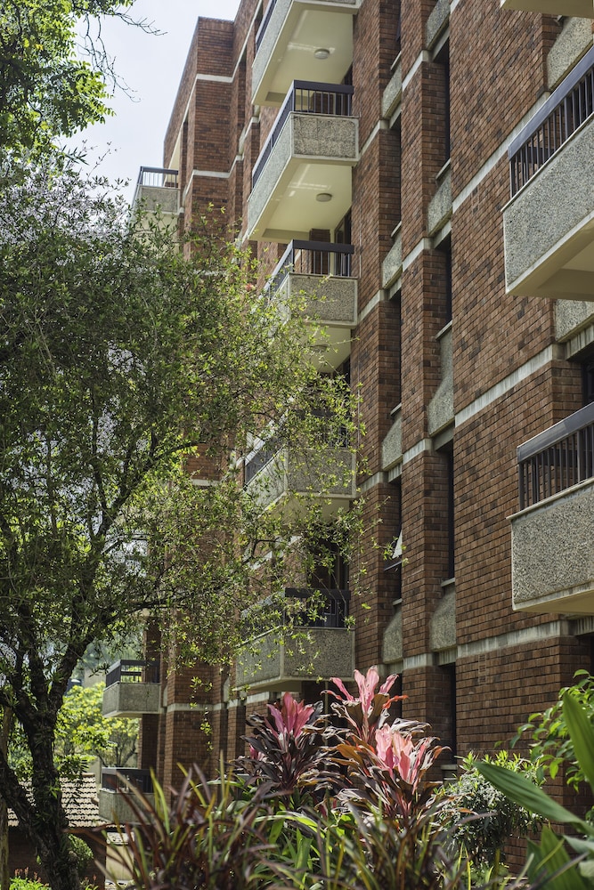 Longonot Place Serviced Apartments - Nairobi, City Centre CBD 54/60