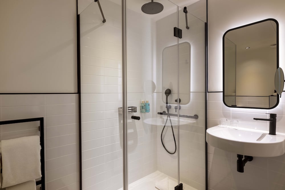 Le 12 Hotel 45/50
