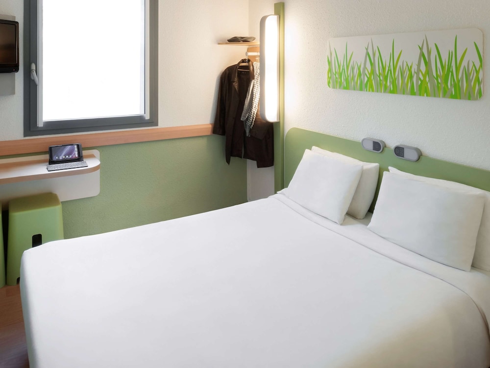 Ibis Budget Brussels South Ruisbroek 24/67