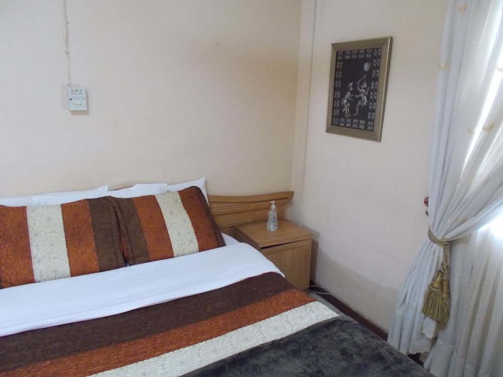 Wasingo Guest Inn 4/50