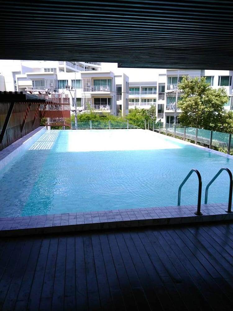 Silathip Huahin Serviced Apartment & Hotel 52/72