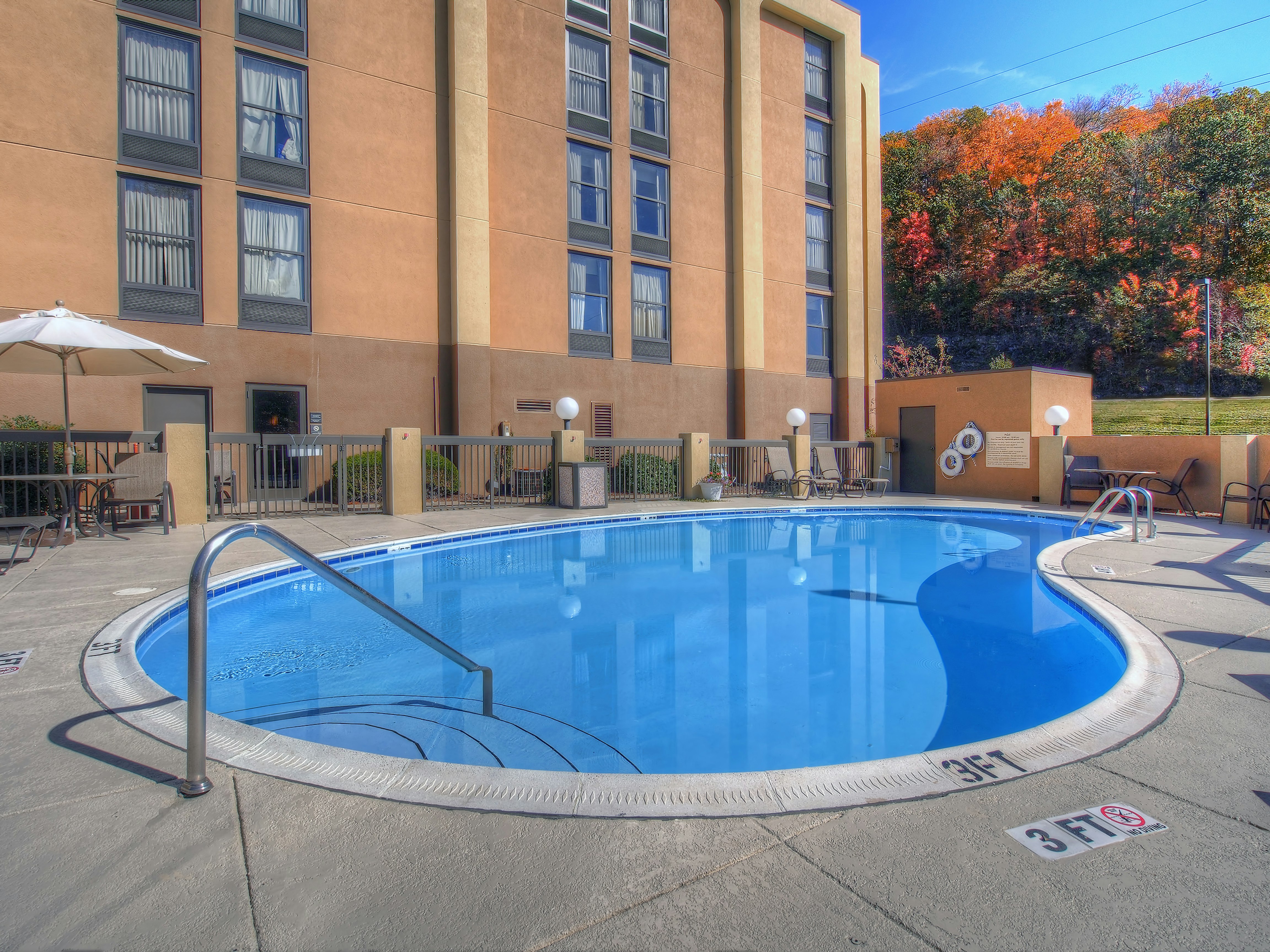 Hampton Inn Bristol 27/28