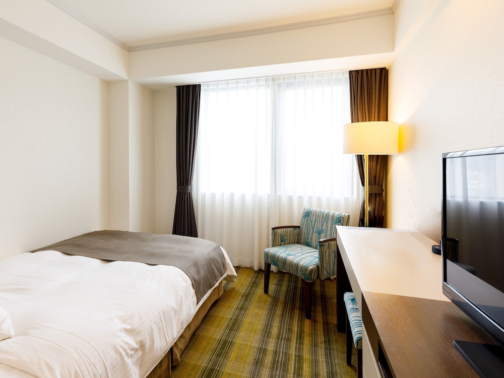 SEMI ROOM, STANDARD, SEMI DOUBLE BED