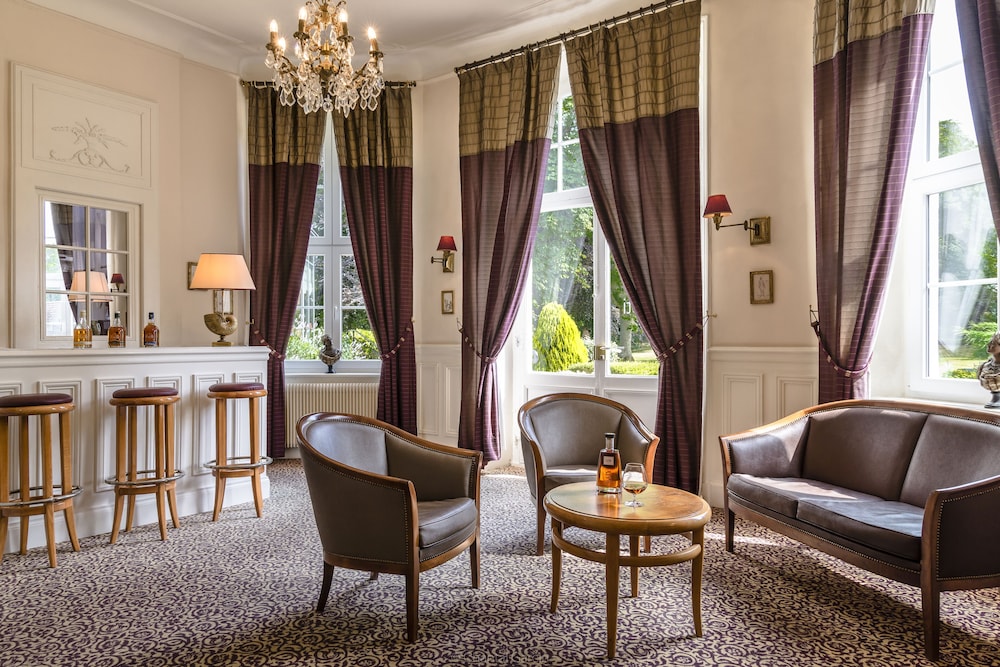 Hotel Chateau Clery 20/37