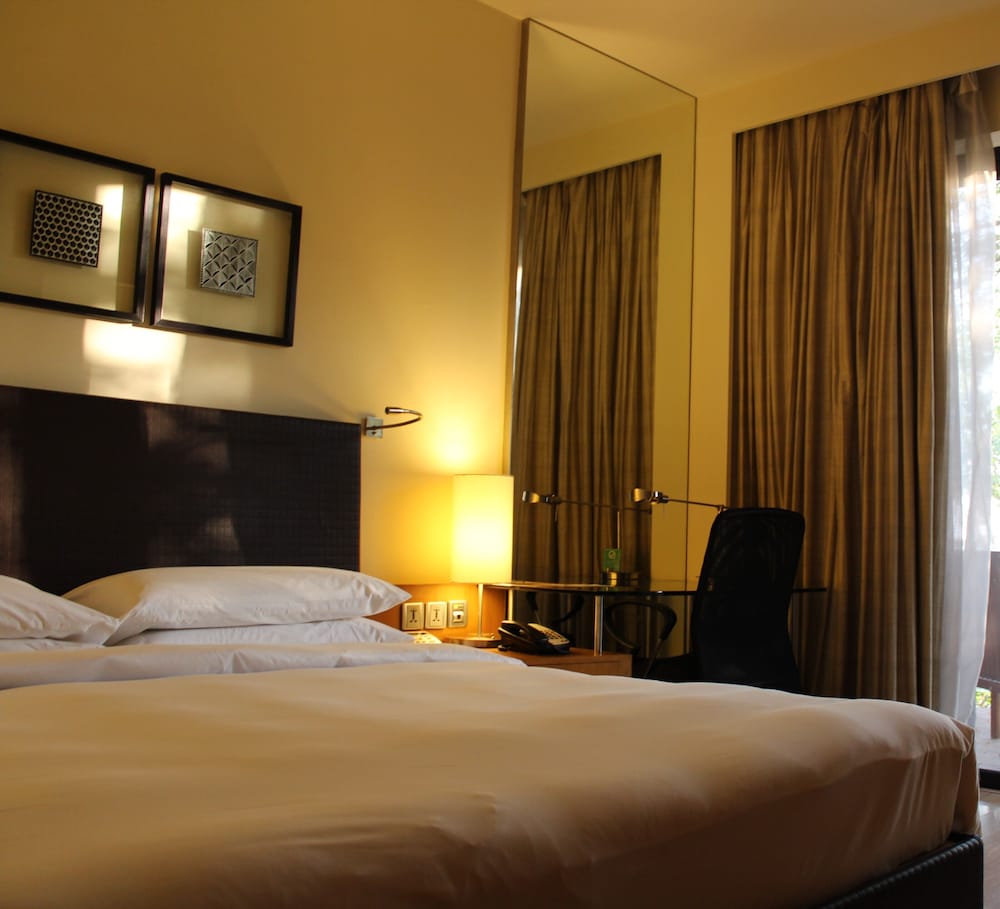 HYATT HYDERABAD GACHIBOWLI 24/71