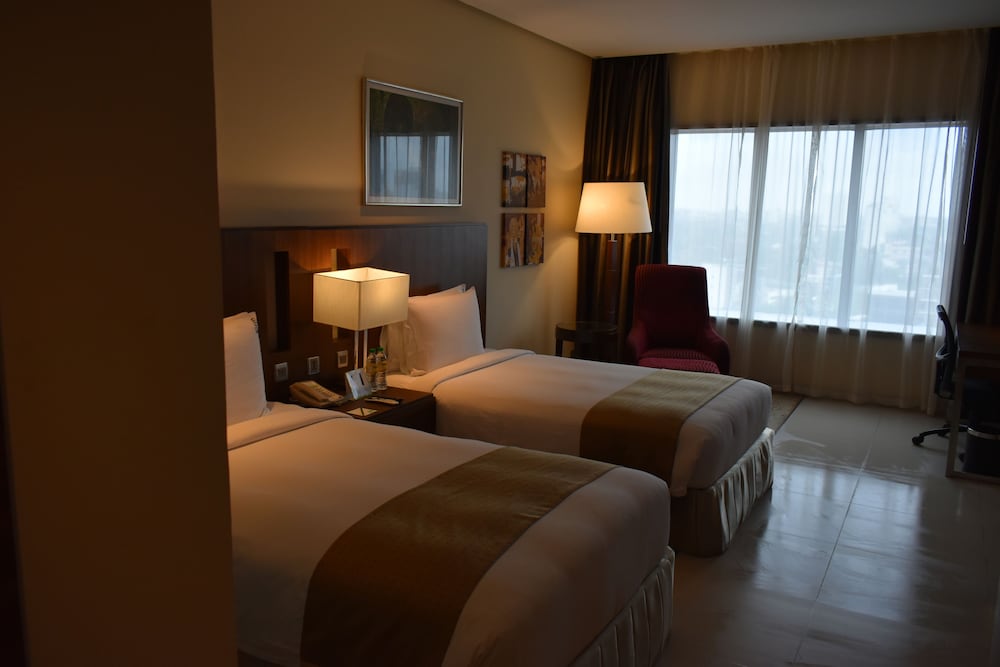 Holiday Inn Cochin 13/76