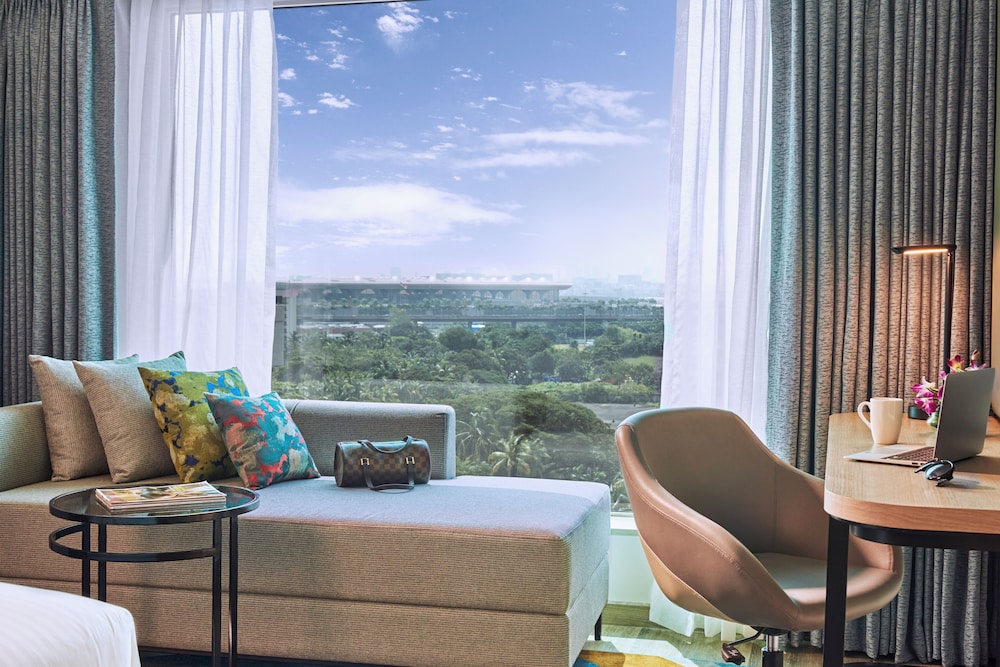 Novotel Mumbai International Airport 50/70