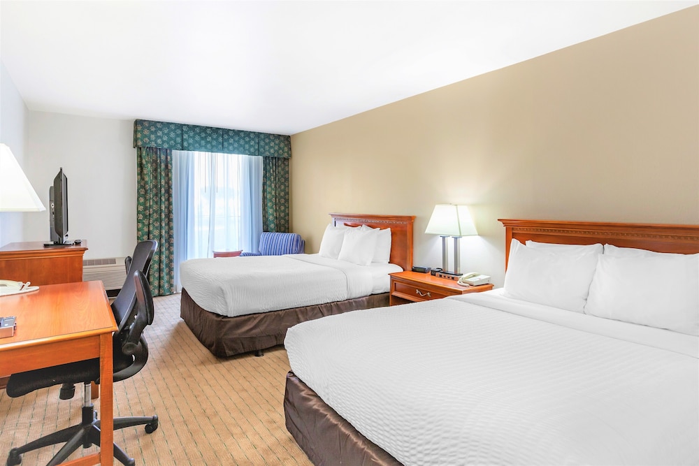 Holiday Inn Ontario 18/61