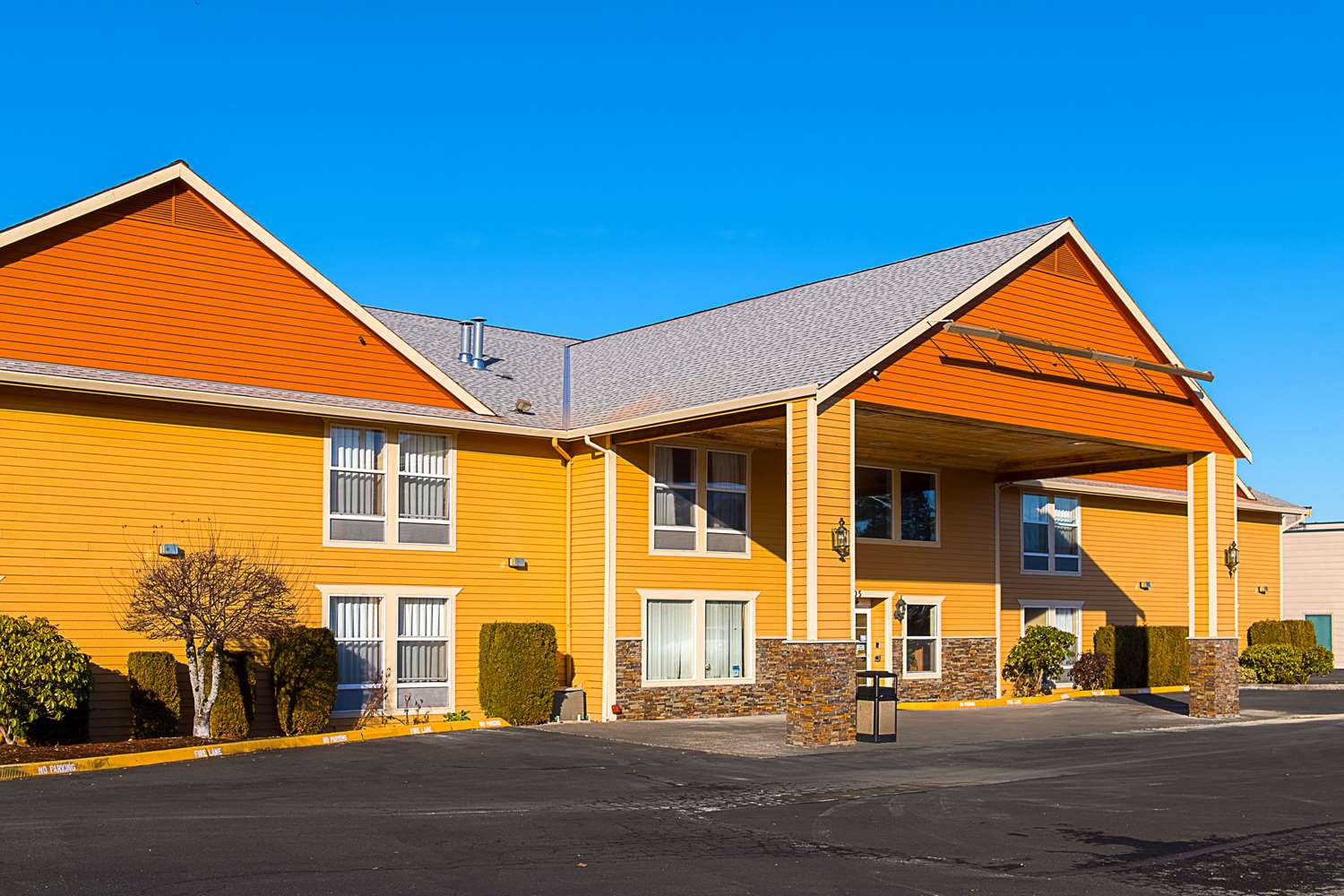 Econo Lodge Buckley Bonney Lake 3/21