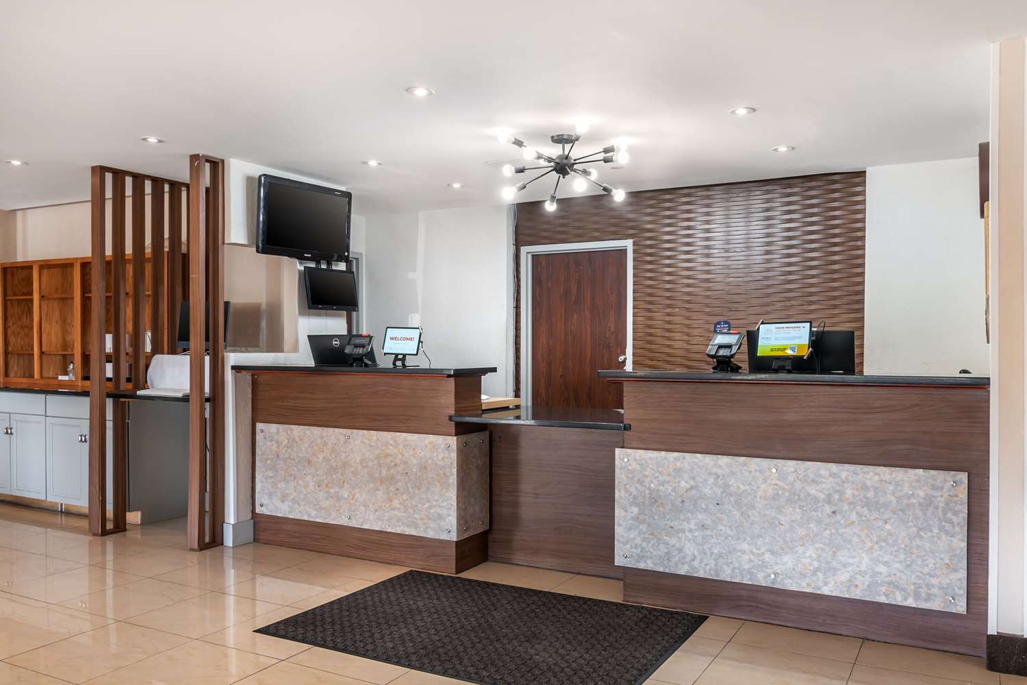 MainStay Suites Springfield, IL 2/17
