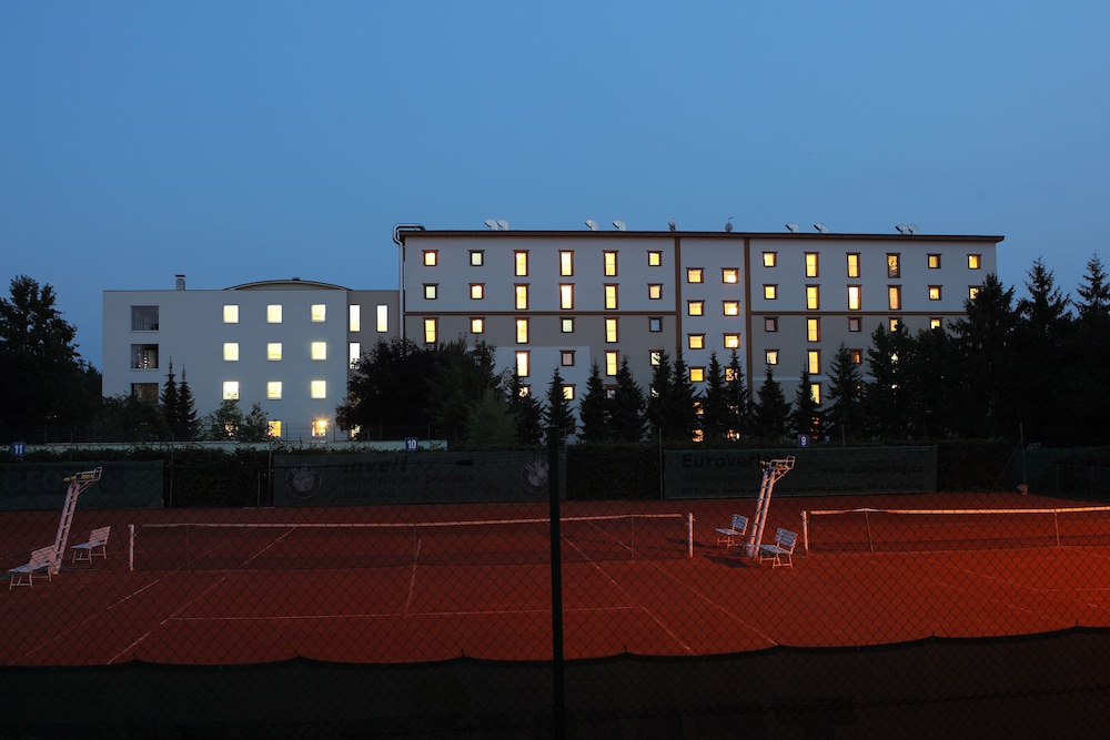 GOLDEN FISH Hotel Apartments photo 3