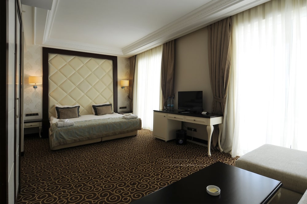 Goldcity Hotel 44/68