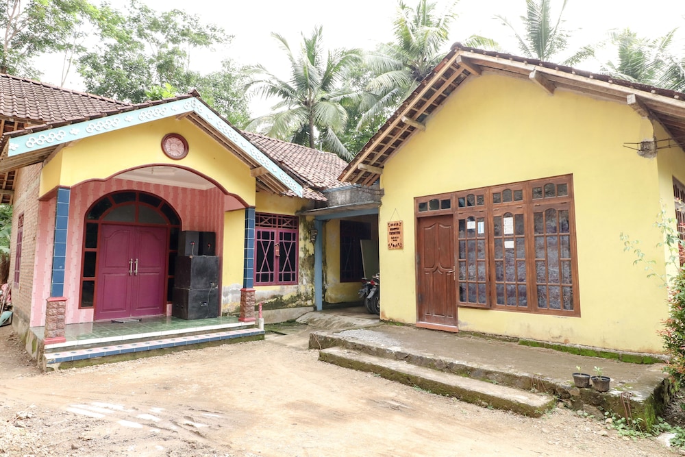 Kasmiyem Homestay by ZUZU 2/31