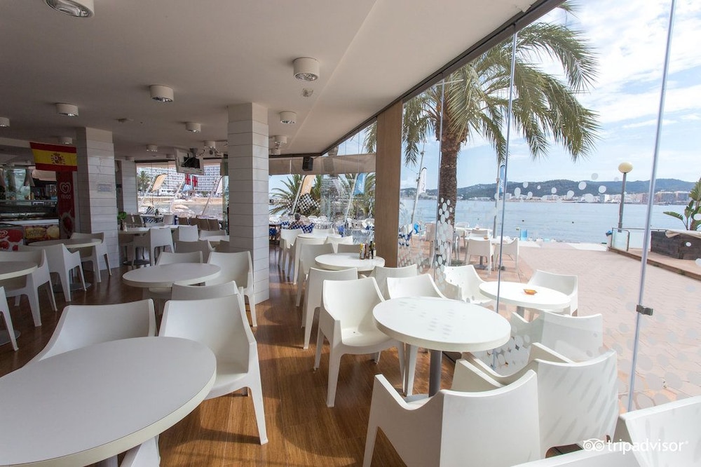 Playa Bella Beach Apartments 29/50