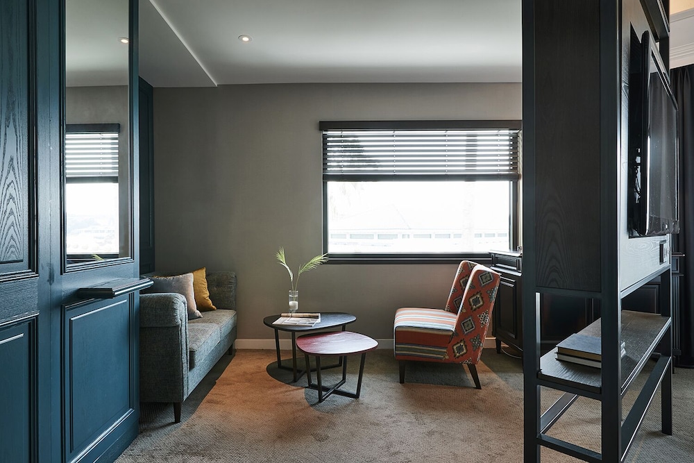 The Suites Hotel Jeju 53/73