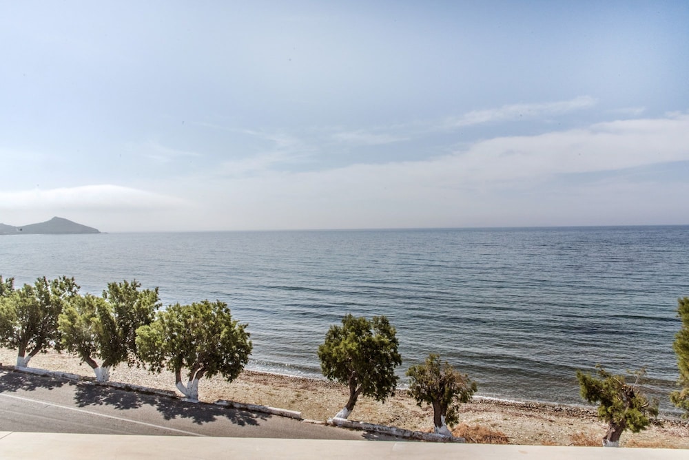 Aeolos Bay Hotel 36/46