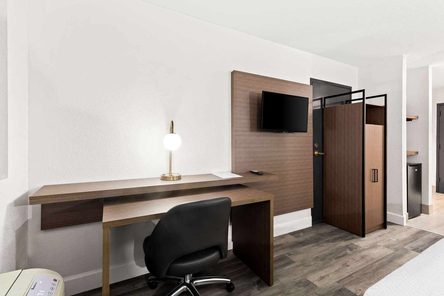 Surestay By Best Western Groves 24/28