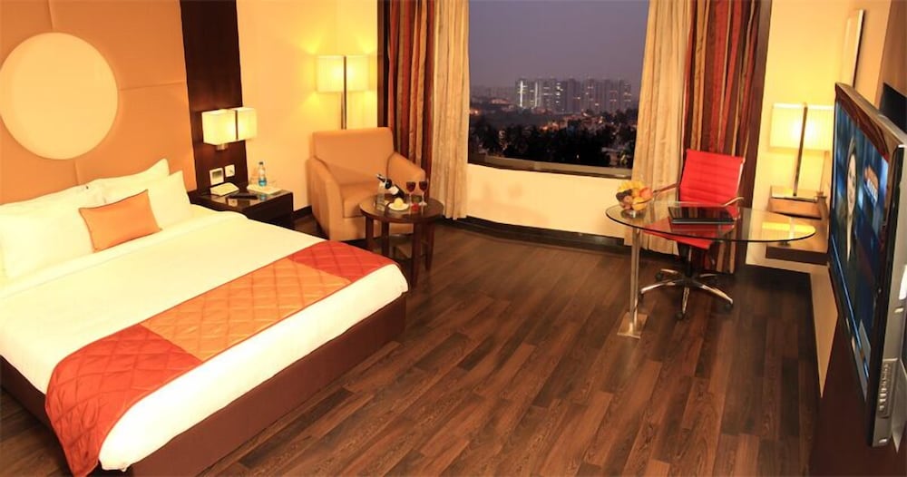 AURICK BOUTIQUE HOTEL 8/28