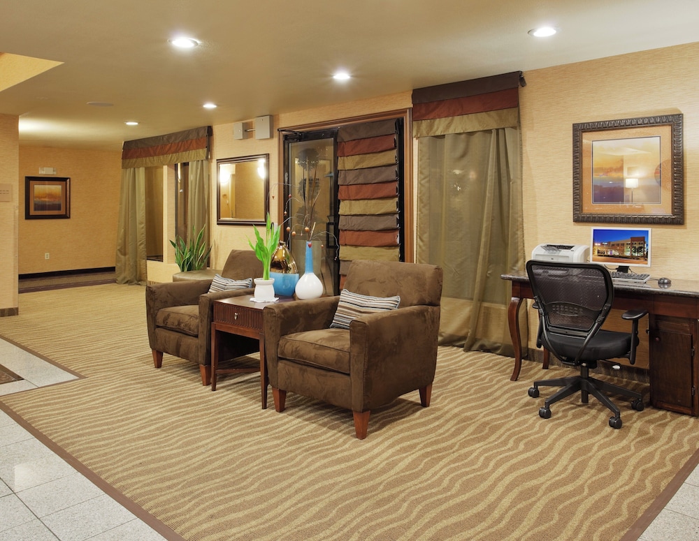 Holiday Inn Express Union City(San Jose) 47/59