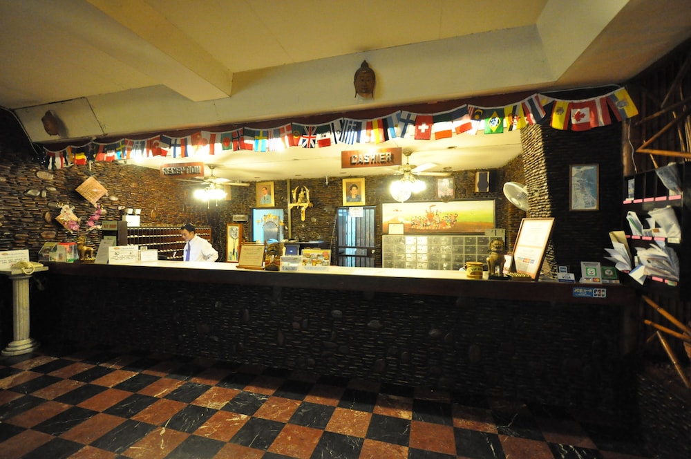 Basaya Beach Hotel And Resort 5/63