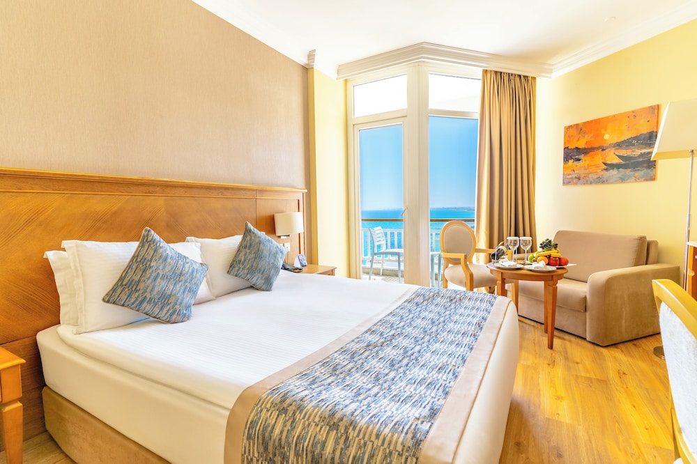 Salamis Bay Conti Resort and Casino 16/50